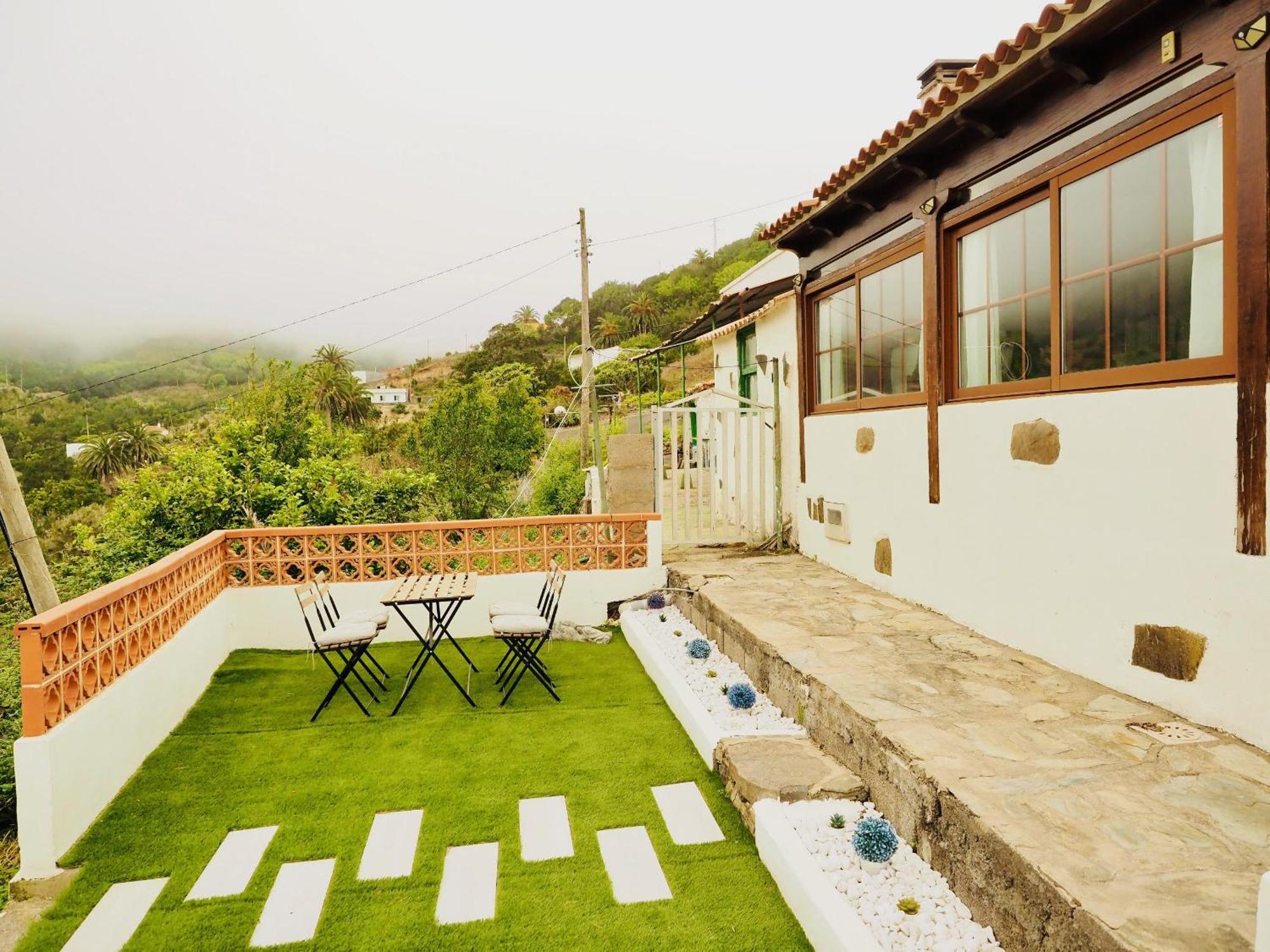 Holiday House Cruz De Tierno Agulo 외부 사진